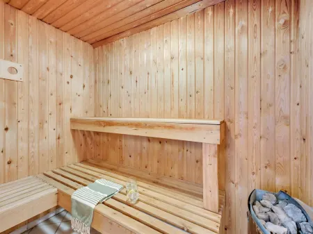 "Hinrich" - 300m from the Sea