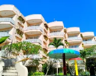 Hawaii Resort Family Suites Hotels in Bulakan