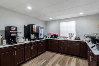 Comfort Inn & Suites - breakfast