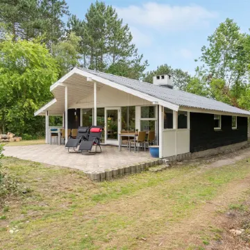 "Jakko" - 300m from the Sea