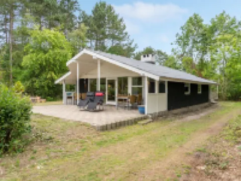 "Jakko" - 300m from the Sea