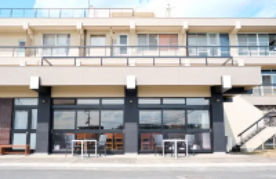 J-Hoppers Lake Biwa Guesthouse Hotels in 