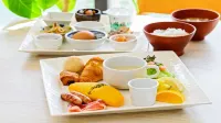 THE GRAND HOTEL GINOWAN - sarapan