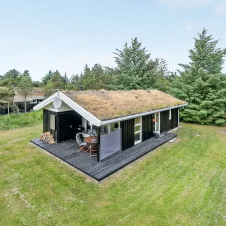 "Svantepolk" - 1.1km from the Sea Hotels in Rodhus