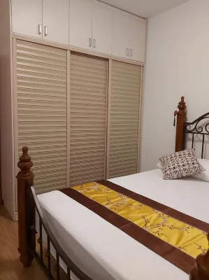 European Style Cozy Riverside Homestay (Hebin Road)