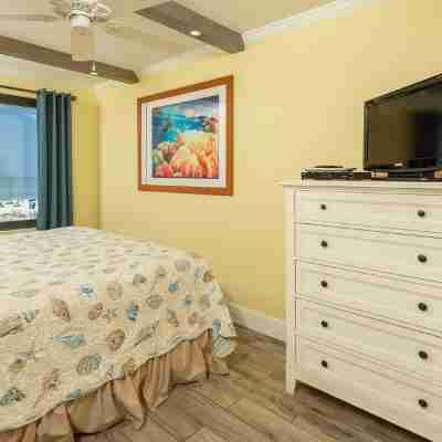 Island Winds West by Brett Robinson Vacations Rooms