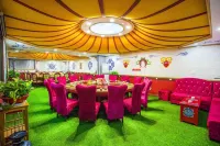 Northwest Folklore Inn (Zhangye National Wetland Park Branch)