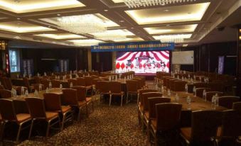 Century Mandarin Hotel