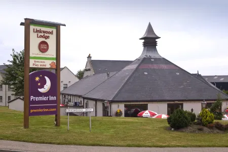 Premier Inn Elgin Отели в г. Craigellachie