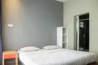 Villa Chamomile by Villa Istana Bunga Hotels in Cisarua