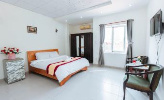 Phuoc Hai Hotel By The Moment