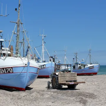 "Annick" - 300m from the Sea