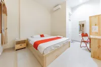 RedDoorz Syariah Near Dprd Kabupaten Subang 수방 호텔