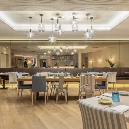 Crowne Plaza CAPARICA LISBON by IHG