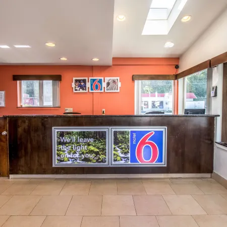 Motel 6 Astoria, or