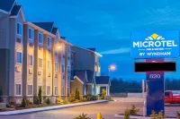 Microtel Inn & Suites by Wyndham Cadiz - Wifi