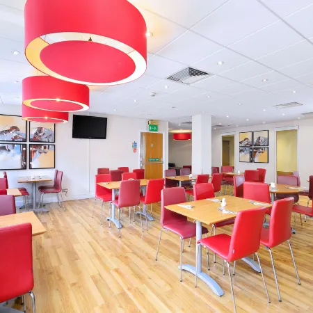Travelodge Aberdeen Central