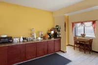 底特律利沃尼亞美洲最佳價值飯店