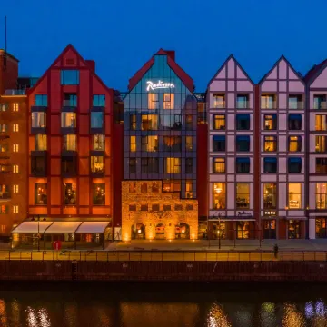 Radisson Hotel & Apartments Gdansk Hotels near Green Gate