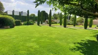Les Loges de Saint Eloi Hotels in Montrichard