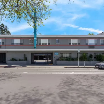 Signature Inn Oakland