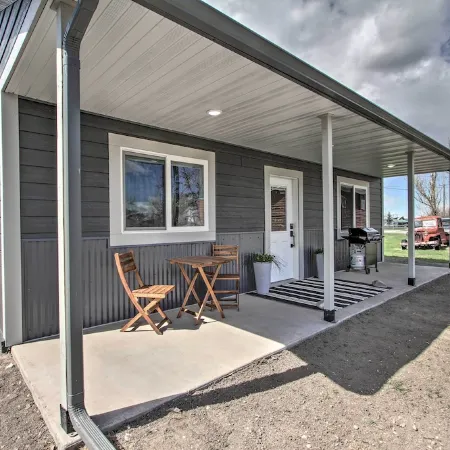 Bright and Modern Augusta Home - Walk to Town!