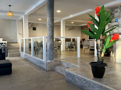 Island House Hotels
