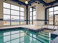Best Western Plus Merritt Hotel - parking