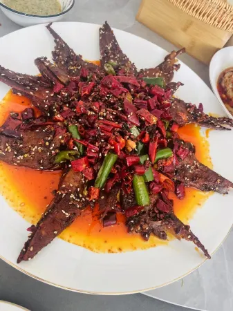 Yunmeng Lanyue Homestay Отели в г. Синьми