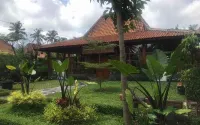 Ndalem Hapsari Hotels in Pakem