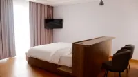 One of A Kind Resort at Trikora Beach - balcón