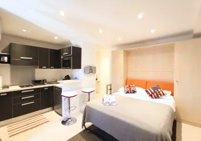 Lovely and Cosy Studio Just Off Croisette Отели в г. 