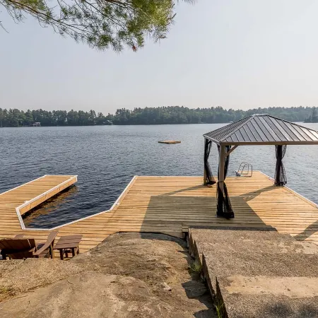 Muskoka Lakeshore Cottage Bliss