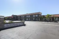 Econo Lodge Inn & Suites Escondido Downtown Hotels in Escondido