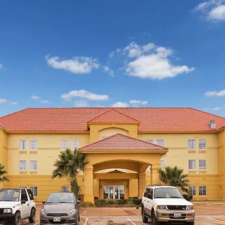 La Quinta Inn & Suites by Wyndham Seguin