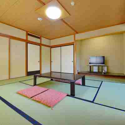 Ooedo Onsen Monogatari Kakeyu Rooms