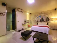 Suyu Solid Hotel Hotels near Suyu Station