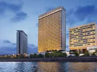 ذه أوباروي مومباي Hotels near كولابا