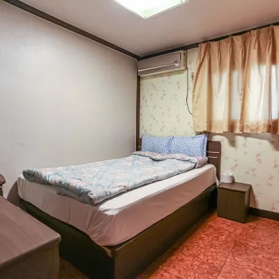 Yaksu (Sindang) Sehwa Hotels near مكتبة بوكتشون المجتمعية