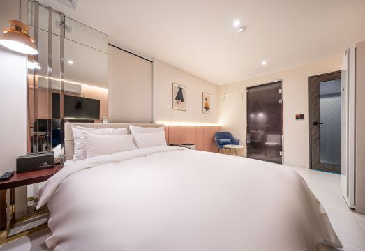 원주 호텔 메이