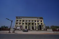 Clarks Inn Aligarh Các khách sạn ở Aligarh