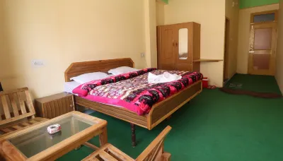 Jasmine Bed & Breakfast Hotels near Bhuntar Airport