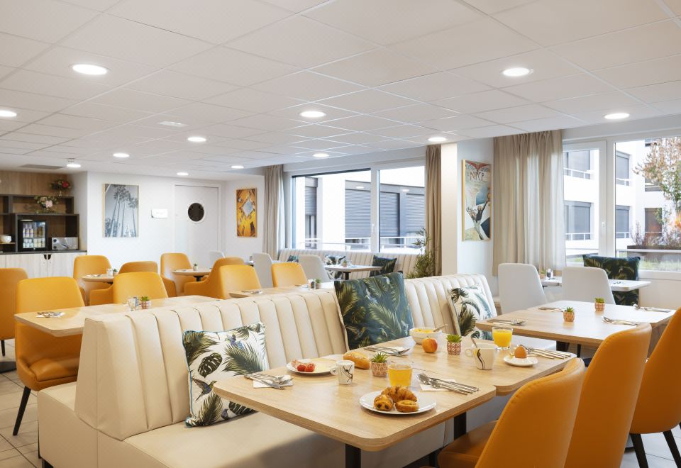 5. 레지드홈 니스 ..