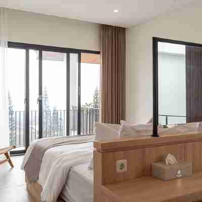 Sunrise City View Villa 9 Bedrooms with a Private Heated Swimming Pool Rooms