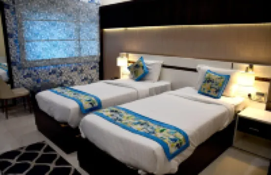 Hotel Kanishka International