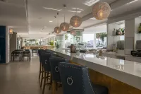 Tomir Portals Suites - Adults Only - bar