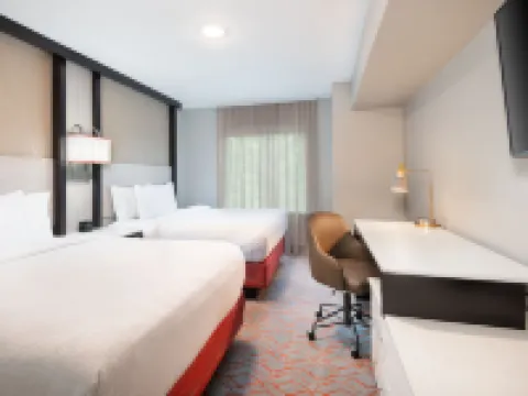 科尼爾斯SpringHill Suites酒店 科尼爾斯酒店