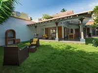 Kadal the Beach House Hoteles en Viluppuram