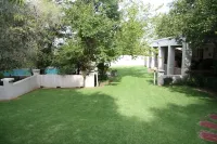 Four Seasons Lehae Guest House - Pensions