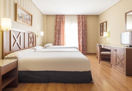 일루니온 알코라 세비야 수영장